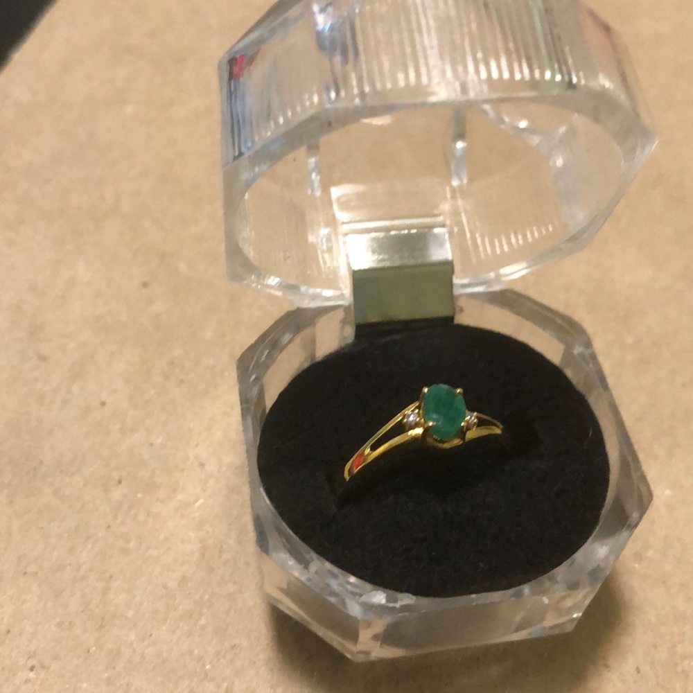 Gold ring